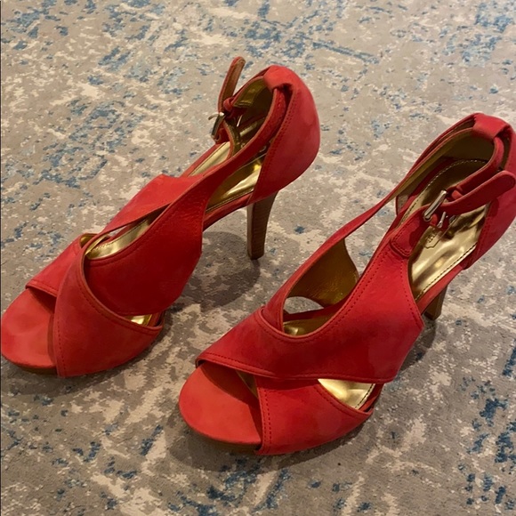 COACH ADELLE HEELS ! - Picture 7 of 8